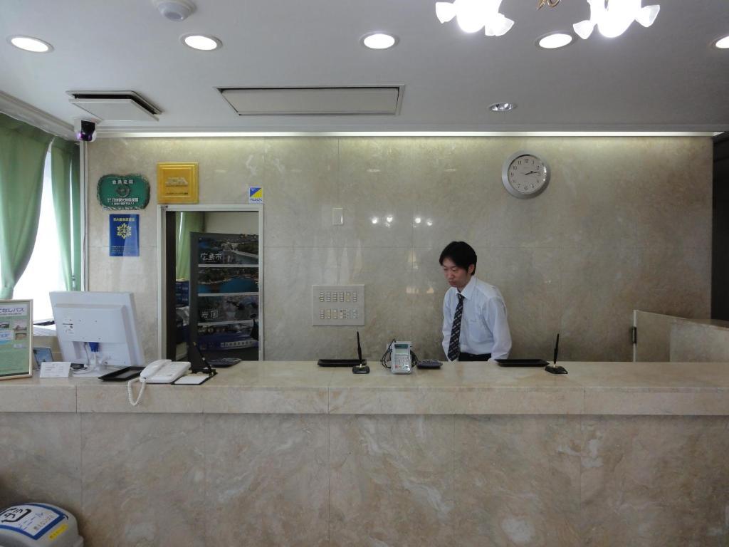 Hiroshima Rich Hotel Exteriör bild